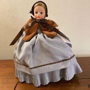 Vintage 80s Madame Alexander 10" Anastasia Cissette #1125 (1989) Portrettes EUC